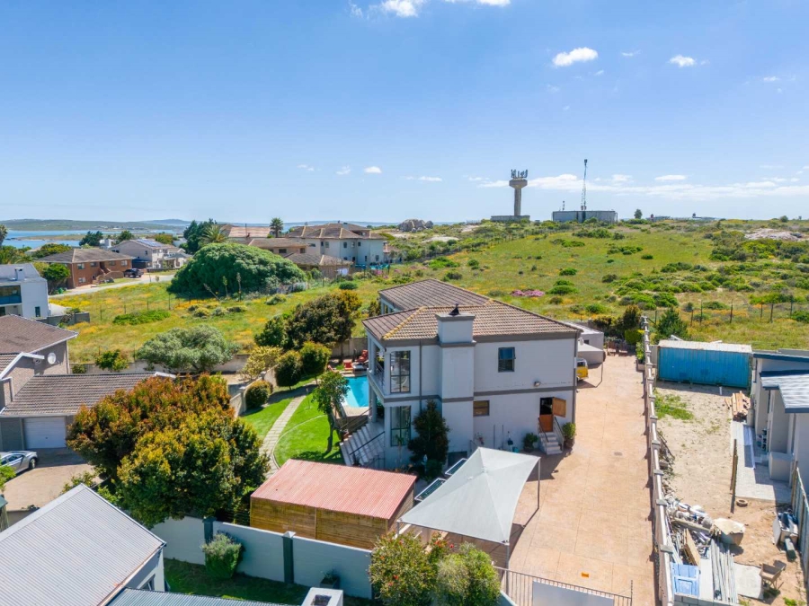 4 Bedroom Property for Sale in Myburgh Park Fase 2 Western Cape